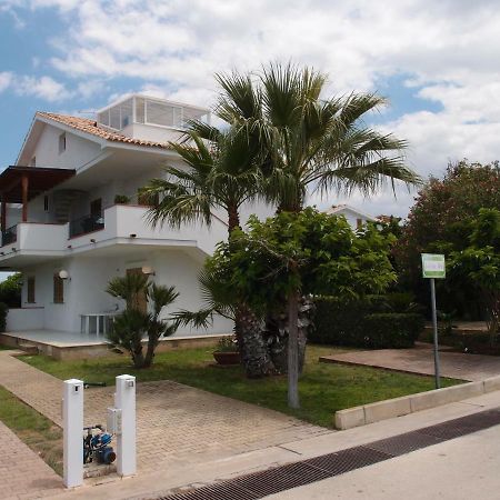Sulle Tracce Di Montalbano Villa Рагуза Екстериор снимка