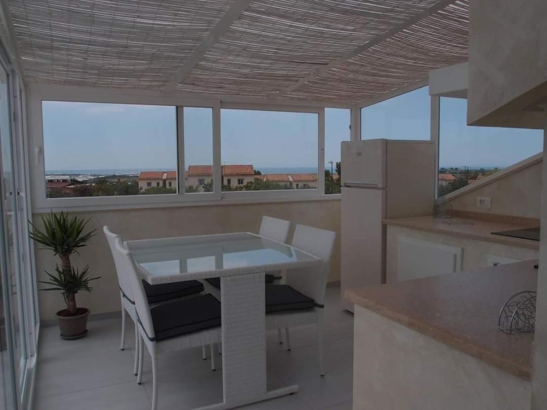 Sulle Tracce Di Montalbano Villa Рагуза Екстериор снимка