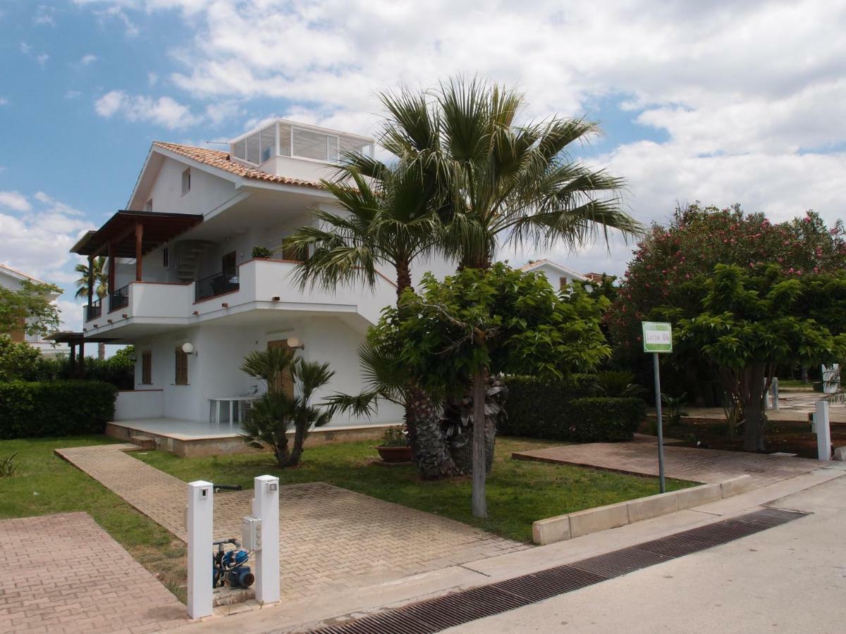 Sulle Tracce Di Montalbano Villa Рагуза Екстериор снимка