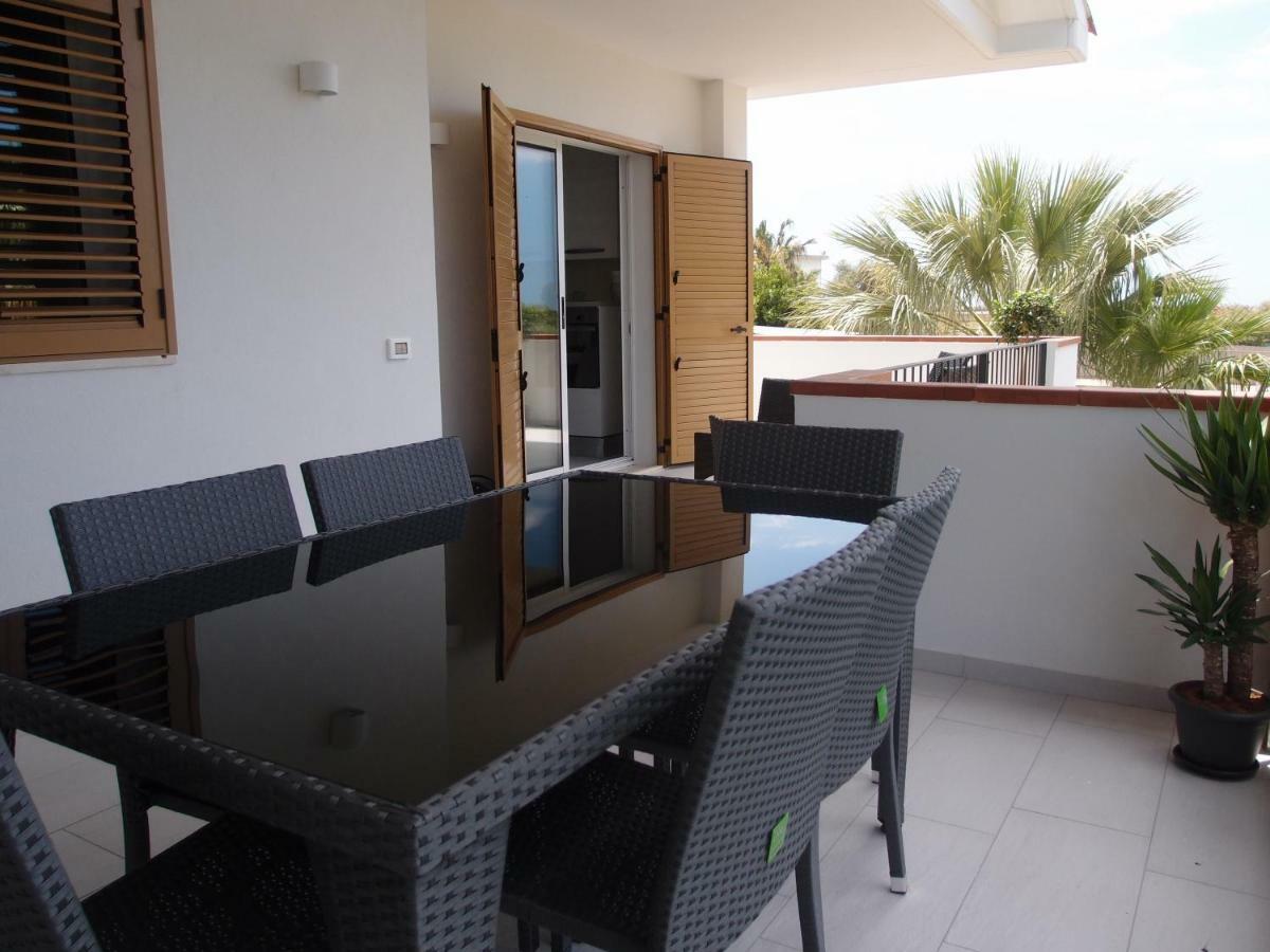 Sulle Tracce Di Montalbano Villa Рагуза Екстериор снимка
